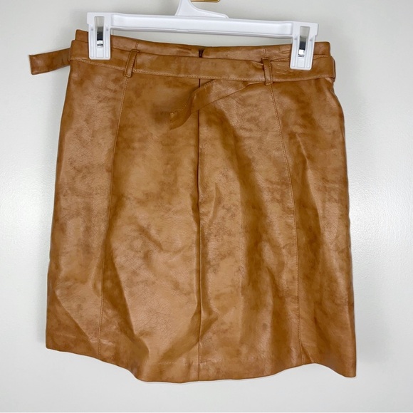BCBGeneration Cognac Tan Belted Faux Leather Mini Skirt | Size 2 - Picture 3 of 4